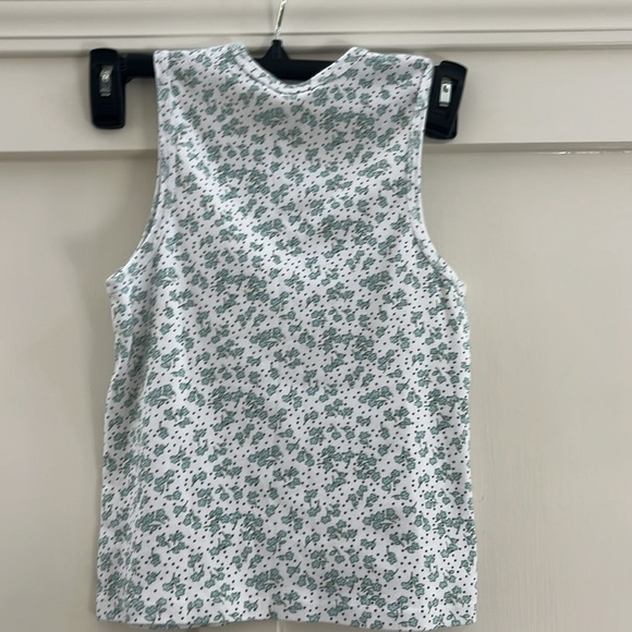 Brandy Melville, Floral Print Tank Top - Picture 2 of 4